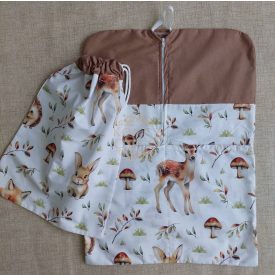   Cipzáras vállfás / akasztós zsákból és tornazsákból álló ovis szett-erdei állatok