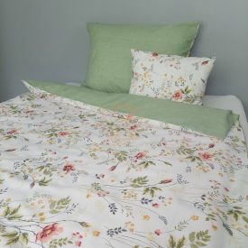 Virágos ágyneműhuzat – 70% pamut, 30% poliészter